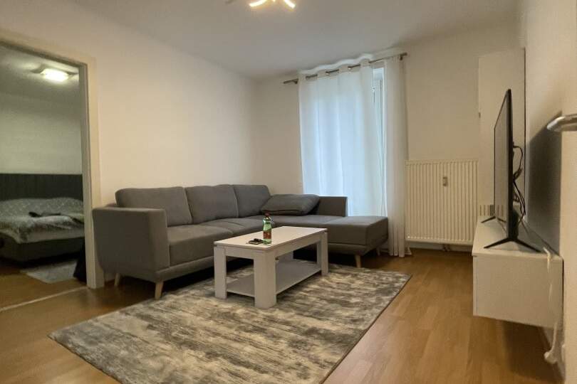 Sonnige Wohlfühlwohnung in Steyr mit Grünblick: perfekt geschnittene Räume, modernes Bad & top Verkehrsanbindung – ideal für Singles, Paare oder kleine Familien mit Anspruch auf Lebensqualität und gepflegte Umgebung., Wohnung-miete, 421,89,€, 4400 Steyr(Stadt)