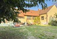 DREIKANTHOF IN ZENTRALER GRÜNLAGE - 1.300 m² Grundfläche - 180 m² Scheunen