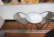 PERFEKT für ZWEI + TOPZUSTAND + LOGGIA + RUHELAGE + auch IDEAL für Anleger!