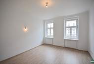 Erstbezug nach Sanierung | Altbaubüro mit Stil