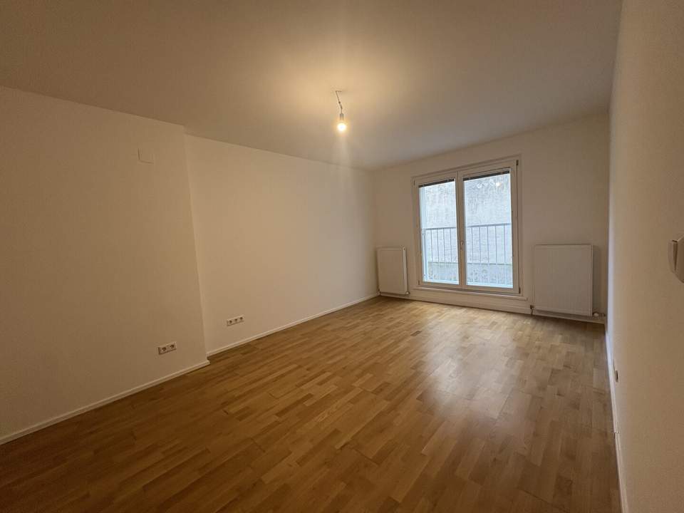 Generalsaniert &amp; sofort bezugsbereit: Helle 3-Zimmer-Wohnung in Toplage im 4. Bezirk