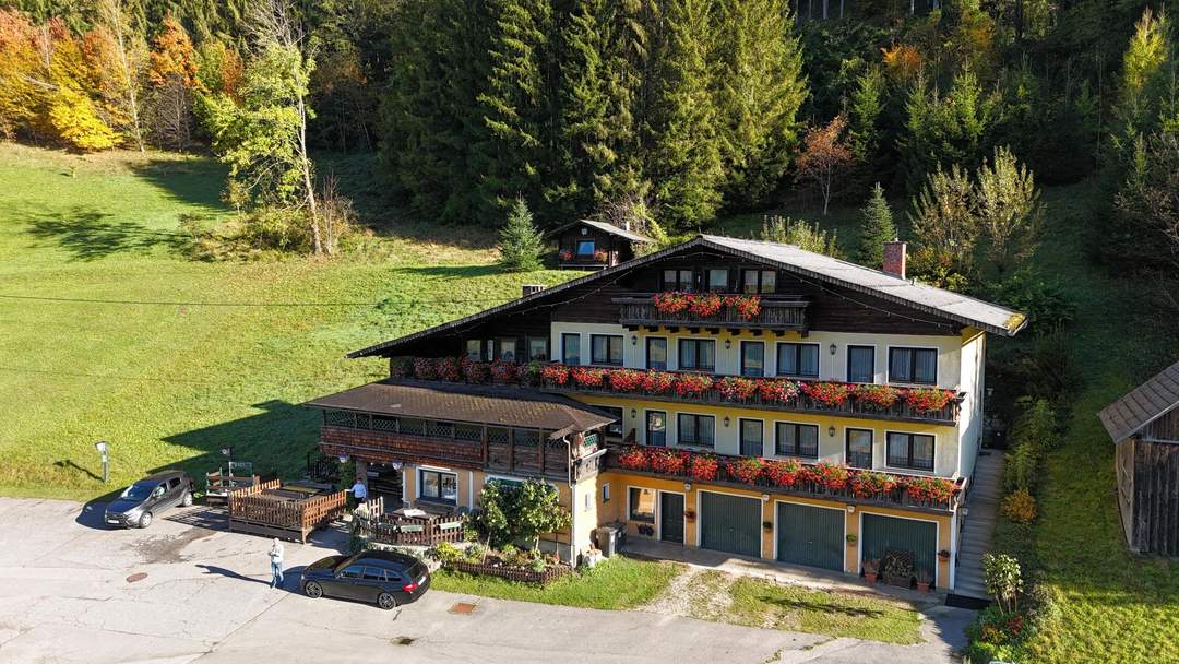 Gasthof Stangl mit Fremdenzimmern - noch aktiv - gleich neben Floss und Kanuzentrum Grossraming