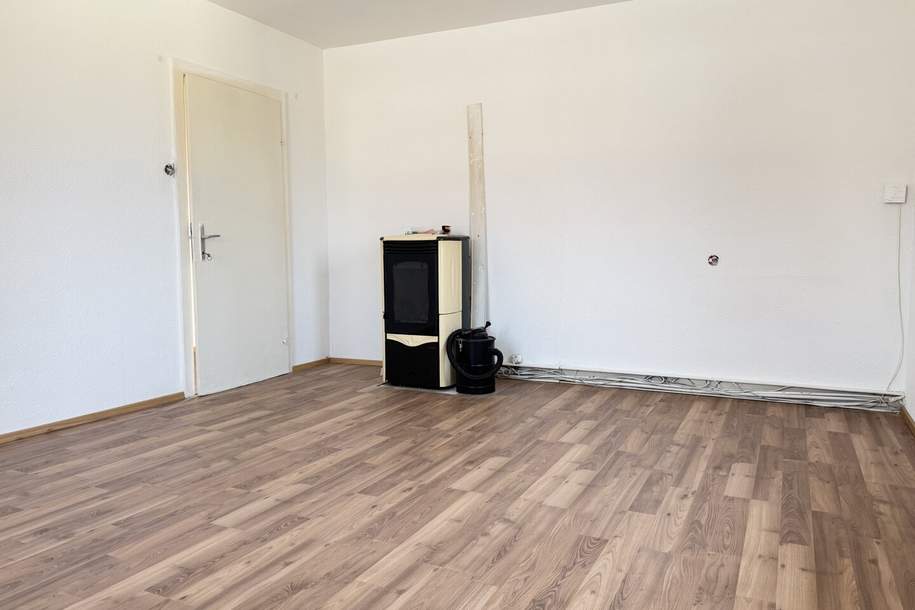 Viel Potenzial in guter Lage – Wohnung mit Balkon und eigenem Garten, Wohnung-kauf, 117.000,€, 2620 Neunkirchen