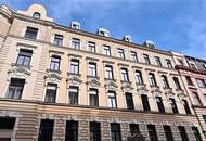 NASCHMARKT-NÄHE, 47 m2 Dachgeschoss mit Terrasse, 2 Zimmer, Komplettküche, Wannenbad, Parketten, Eggerthgasse