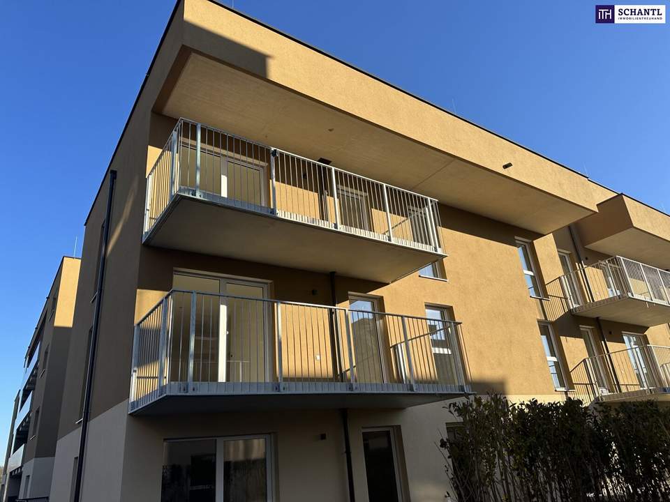 WUNDERVOLL! Lassen Sie sich begeistern! Helle 2-Zimmer-Neubauwohnung mit großzügigem Balkon, exklusiver Tischlerküche und Tiefgaragenplatz!