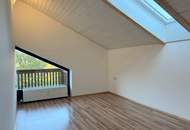 ZU MIETEN! 2-Zimmer-Wohnung mit Kachelofen und herrlichem Balkon in sonniger Ruhelage von Bad Ischl!