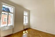 Museumsquartier: Erstbezug: Elegante 5,5 Zimmer-Altbauwohnung mit Balkon