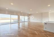 Attraktiver Betriebsstandort: Halle, Büro-/Wohngebäude und großes Grundstück mit Entwicklungspotential