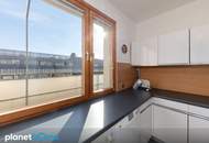 Licht, Weite und Wohngefühl – Dachgeschosswohnung mit zwei Terrassen, Fernblick und Einzelgarage