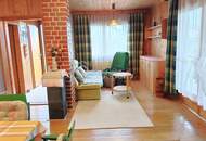 Keines Haus mit großem Garten - Nur einen Steinwurf vom Wasser entfernt