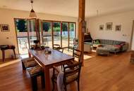 Lichtdurchflutetes Haus mit viel Platz!