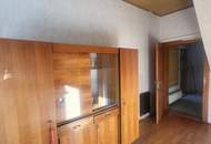 Einfamilienhaus mit Potential, Nebengebäude, Carport und großem Grundstück!