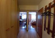 Charmante, ruhig gelegene 3 Zimmer-Wohnung, zentral begehbar, mit Balkon - WG geeignet