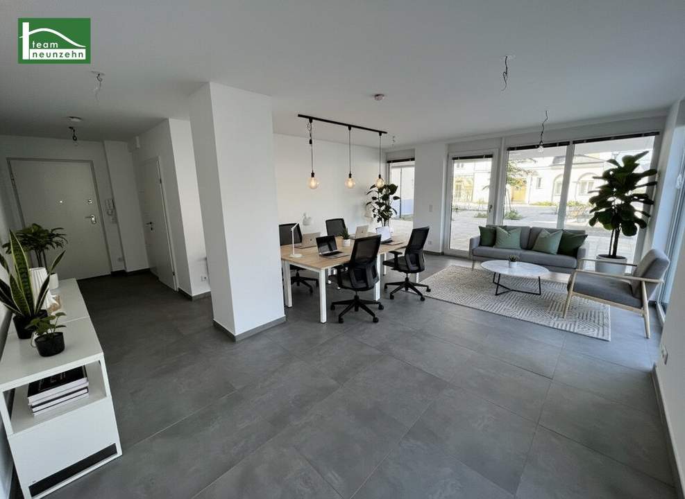 Attraktive Büro-/Geschäftsfläche mit bester Sichtbarkeit und Anbindung nahe der SCS und der Südautobahn A2! - JETZT ZUSCHLAGEN