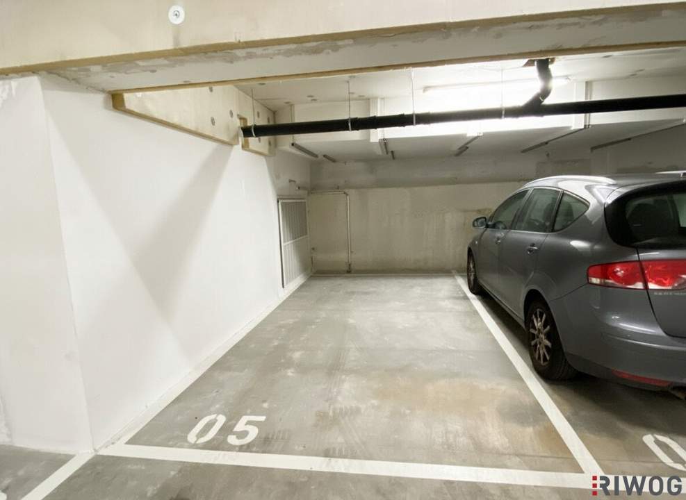 Garagenstellplatz mit AUTOLIFT in Neulerchenfeld || umfangreich saniert 2019