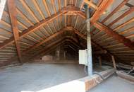 Absolute Ruhelage: Wohnhaus mit 3.600m² Grund