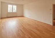 "Licht, Ruhe, Raum: Charmante 2-Zimmer-Wohnung im Innenhof"