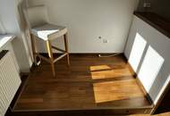 UNBEFRISTET und Nähe Bahnhof - nette 2-Zimmer-Wohnung, separate Küche mit kleinem Essplatz, Gartennutzung