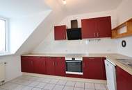 Lichtdurchflutete 4-Raum-Eigentumswohnung mit sonniger Loggia und TG-Stellplatz