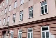 Erstbezug: Stilvolle 3-Zimmer-Wohnung mit Garten und und exklusiver Ausstattung