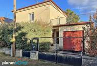 Großes, gut teilbares Baugrundstück mit Abbruchgebäude!