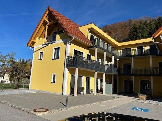 Zinshaus mit 14 Wohnungen und Erweiterungsfläche- Liebevoll renoviertes ehemaliges Herrenhaus einer Sensenschmiede