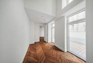 Hofseitiger Erstbezug mit großer Terrasse nächst Donaukanal und Servitenviertel!