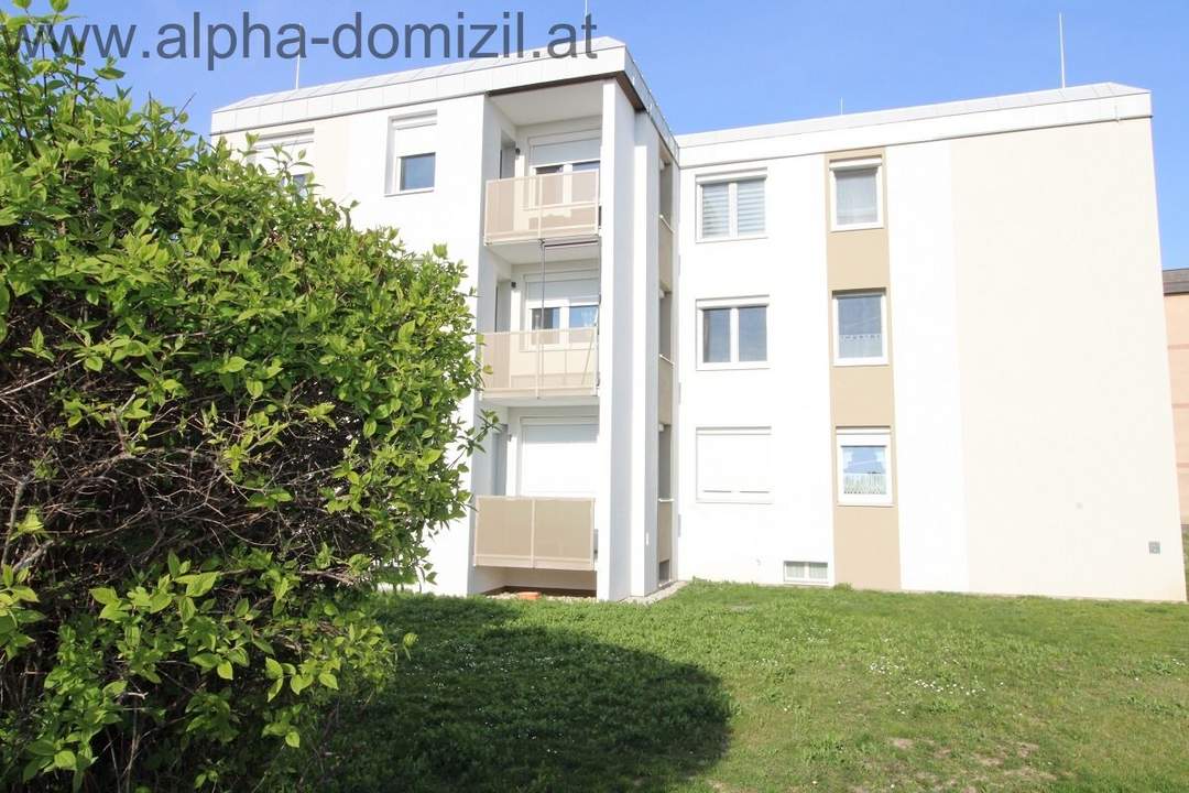 3 Zimmerwohnung in Ruhelage mit Loggia!