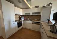 Außergewöhnliche Galeriewohnung in den beliebten Dragonerhöfen/Wels! Lassen Sie sich von dieser einzigartigen 3-Zimmer Wohnung verzaubern!