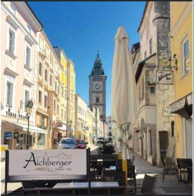 Cafe-Imbiss oder Geschäftslokal in Ennser Toplage mit möglichen Schanigarten! Mietbefreit bis zur Geschäftseröffung!