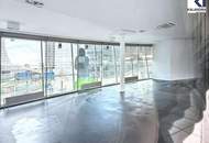 360 TOUR // DC BOX-LOKAL IN TOPLAGE