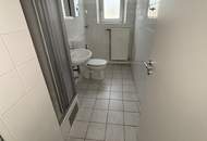 Idyllisches Wohnerlebnis in urbaner Lage steht für Sie bereit! Ruhig und grün gelegen wird Erholung pur geboten - gleichzeitig sorgt die erstklassige Infrastruktur für kurze Wege! Sofort verfügbar!