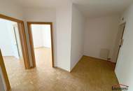 UNBEFRISTET - Helle, sanierte 2-Zimmerwohnung mit schönem Ausblick!