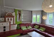 Ein Ort zum Glücklichsein - Charmantes Einfamilienhaus mit Pool, Sauna, Doppelgarage, Carport und sonnigem Garten