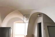 TRADITIONELLER STRECKHOF MIT GARTEN, SCHEUNE UND ZWEITER ZUFAHRT - BAURESERVE