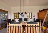 Romantischer, modernisierter &amp; exklusiver Vierkanthof mit ebenem Grundstück ideal für Selbstversorger!