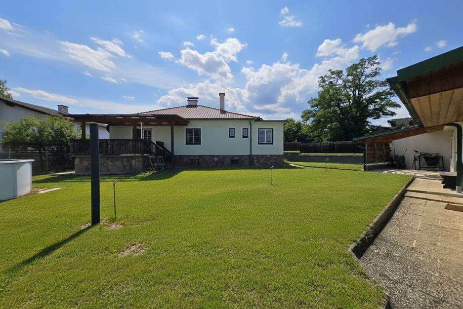Familienidylle! Gepflegtes Wohnhaus mit Garten, Presshaus und Nebengebäude – 4 Zimmer & top Küche, Haus-kauf, 469.000,€, 2020 Hollabrunn