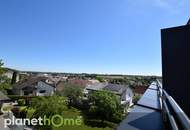 NEUBEZUG ! Exquisite Penthouse-Wohnung für Paare oder Junggesellen im Grünen