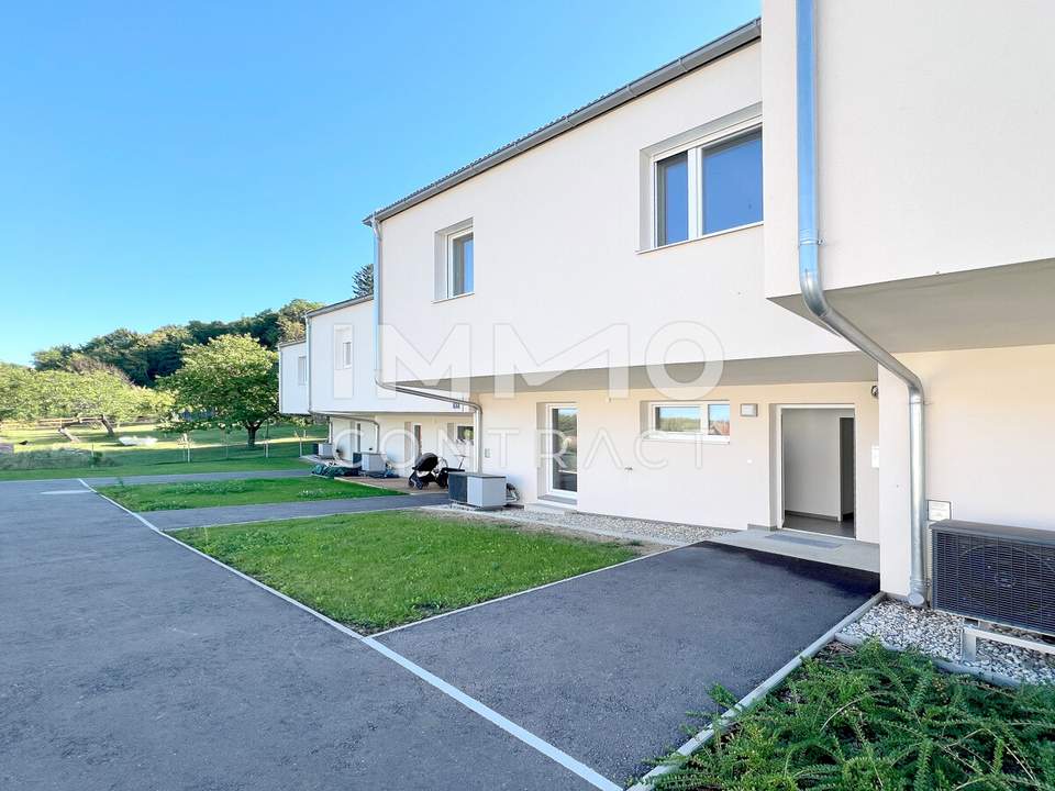 4ZI-REIHENHAUS mit NEBENGEBÄUDE (BÜRO) in Grünlage inkl.2 Parkpl. Landesförderung möglich - keine Käuferprovision