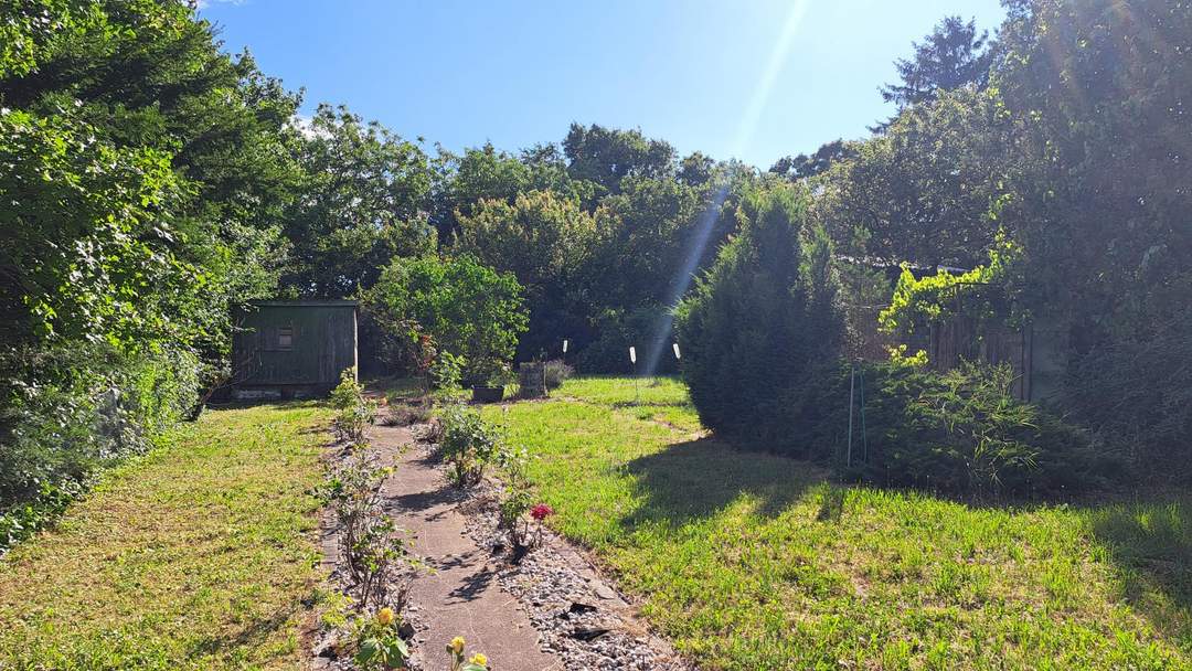 Traumhaftes Kleingartengrundstück in Grünruhelage im Laaer Wald, Grundfläche erweiterbar!