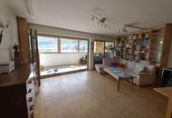 Moderne 4-Zimmer-Wohnung mit Wintergarten