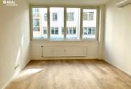 BÜRO MIT LOGGIA in Toplage beim Schwedenplatz