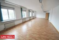 Modernes, helles Büro in TOP-Gebäude in Linz, mit Tiefgaragenabstellplätze