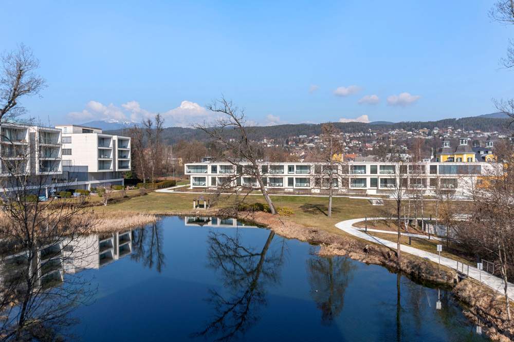Traumhafte Wohnung mit Seezugang in den Schlossresidenzen