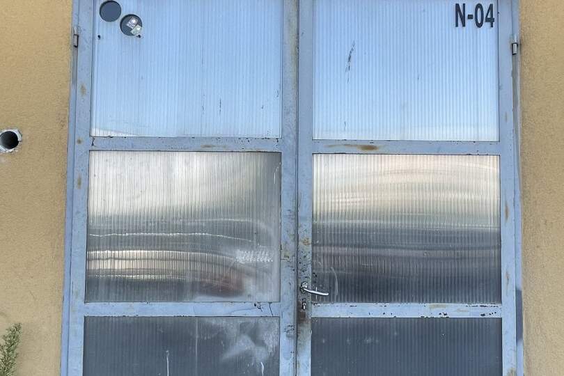 PROVISIONSFREI!!! Große Halle, Werkstatt, Lager 40m² ohne Hebebühne N4, Gewerbeobjekt-miete, 422,00,€, 2601 Wiener Neustadt(Land)