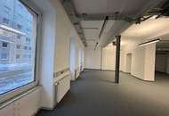 Vielseitig nutzbare Gewerbeflächen auf mehreren Ebenen – ideal für Praxis, Büro oder Studio