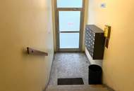 Sanierungsbedürftige Wohnung im 4. Liftstock in U1- und Hauptbahnhof-Nähe