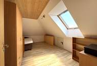 MOLLRAM - Einfamilienhaus mit ca. 1.268 m² Eigengrund | Baujahr 2009 | Sauna &amp; Whirlpool | Luftwärmepumpe, PV-Anlage, Klimaanlage uvm.