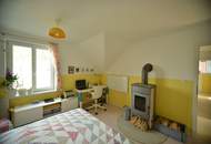 Gemütliche 4-Zimmer-Dachgeschosswohnung mit Garten, provisionsfreie