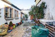 NEUER PREIS !!! Attraktive Gelegenheit für Käufer mit Blick für Potenzial – Einfamilienhaus mit Nebengebäude in Karlsdorf